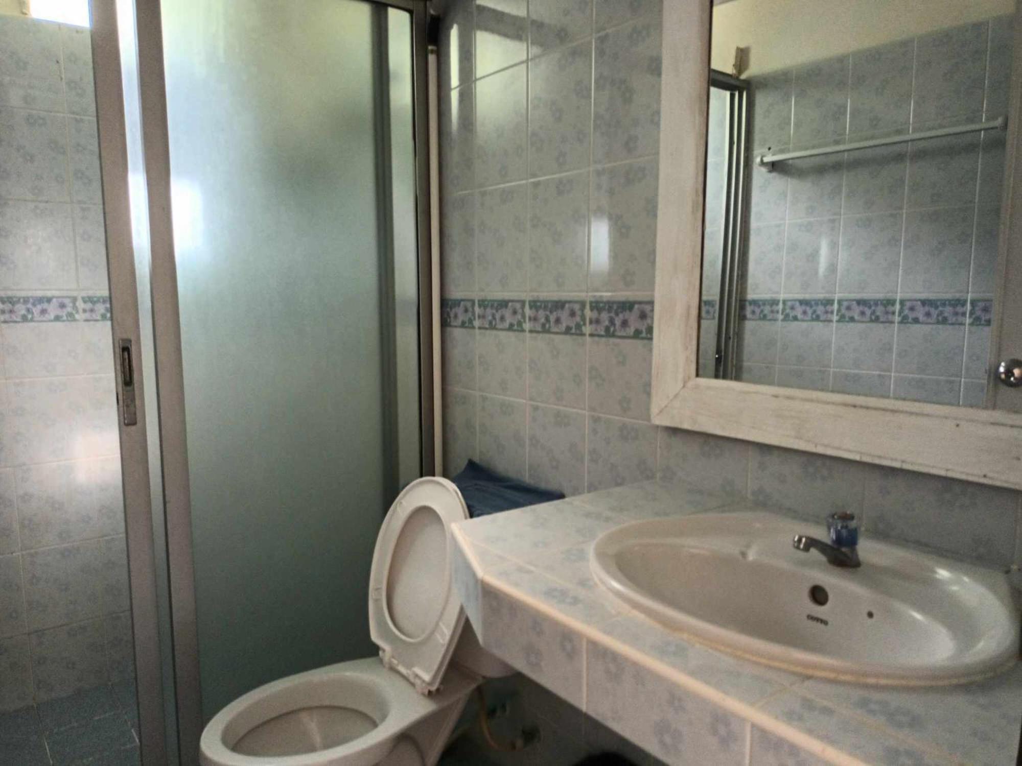 Patong Rose Guest House 50M To Beach Екстер'єр фото